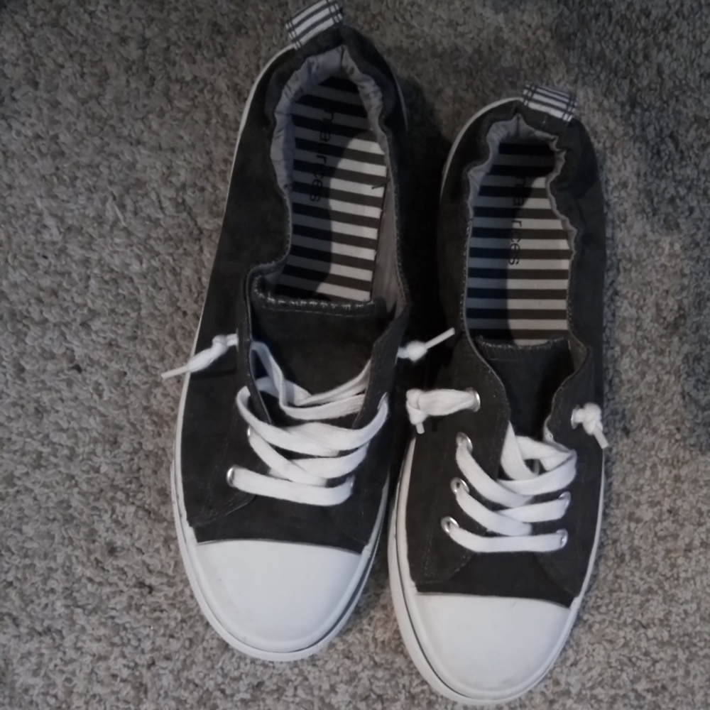 Maurice's woman's shoes